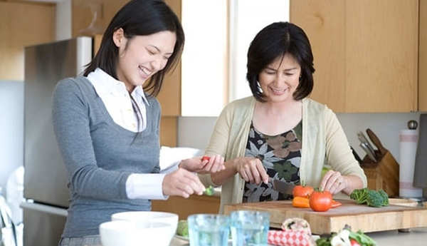Cách ứng xử với gia đình chồng khôn khéo