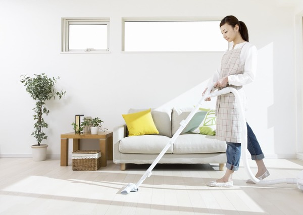 Dấu hiệu chồng chán vợ - không chia sẻ công việc nhà